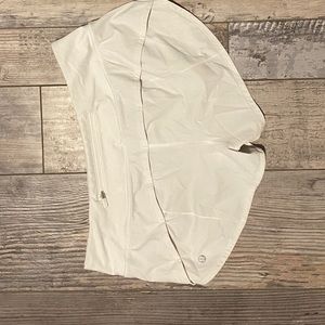 White lululemon speed up shorts 2.5” size 6